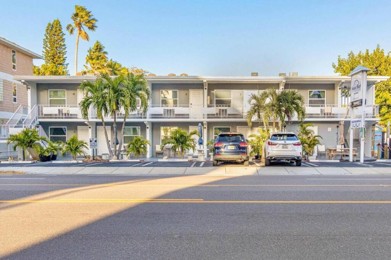 Sunset Beach Suites At Madeira Beach! Pet Friendly With Summer Breezes! - Suite 6 St. Pete Beach Luaran gambar